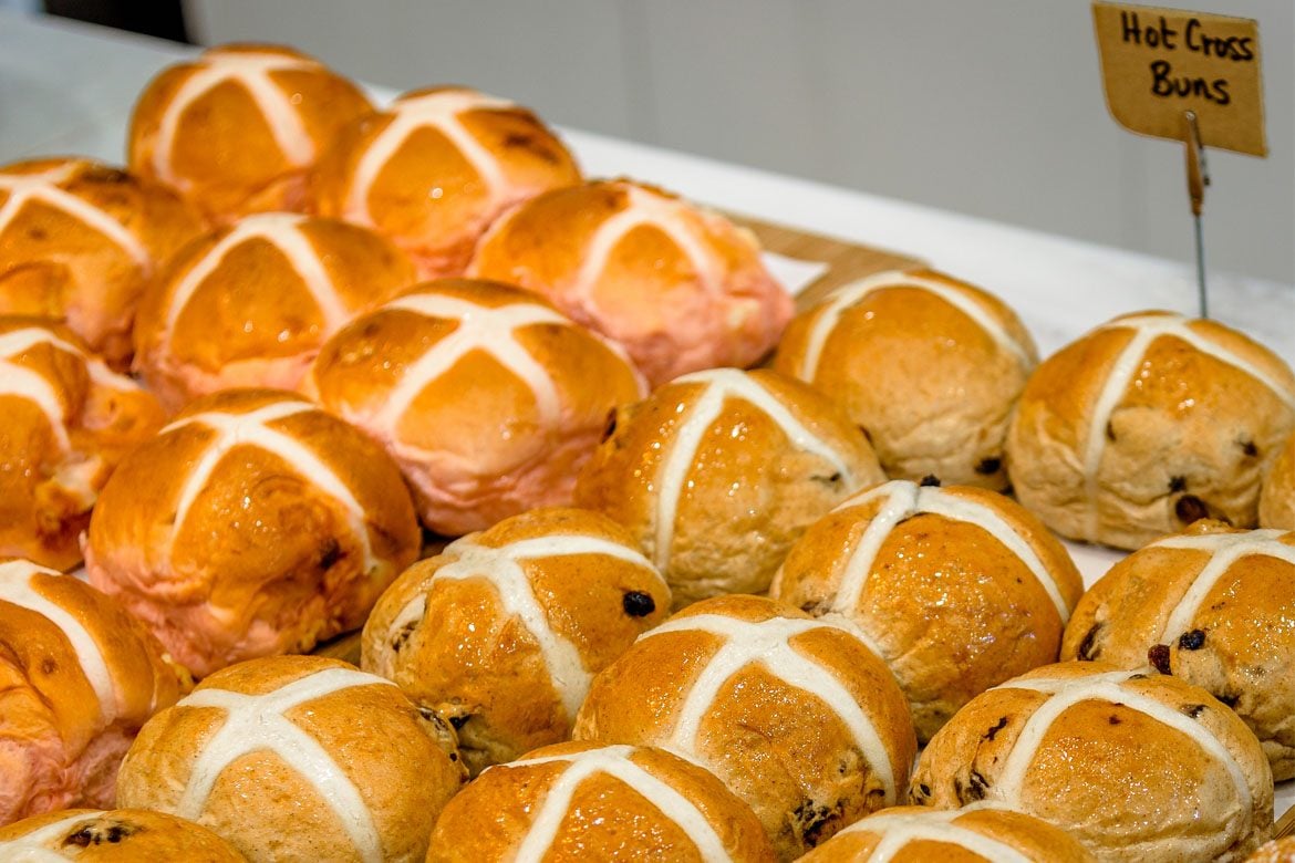 hot cross buns for a cause