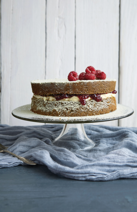 2LLT-Green-Tea-Victoria-Sponge-c-Patricia-Nivenweb