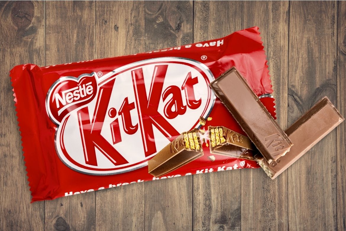 Nestle recalls some KitKats over glass fears