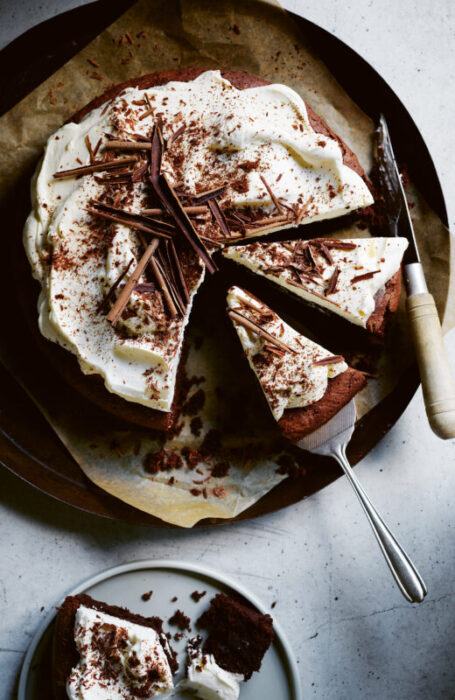 Dark chocolate and espresso cake with mascarpone cream