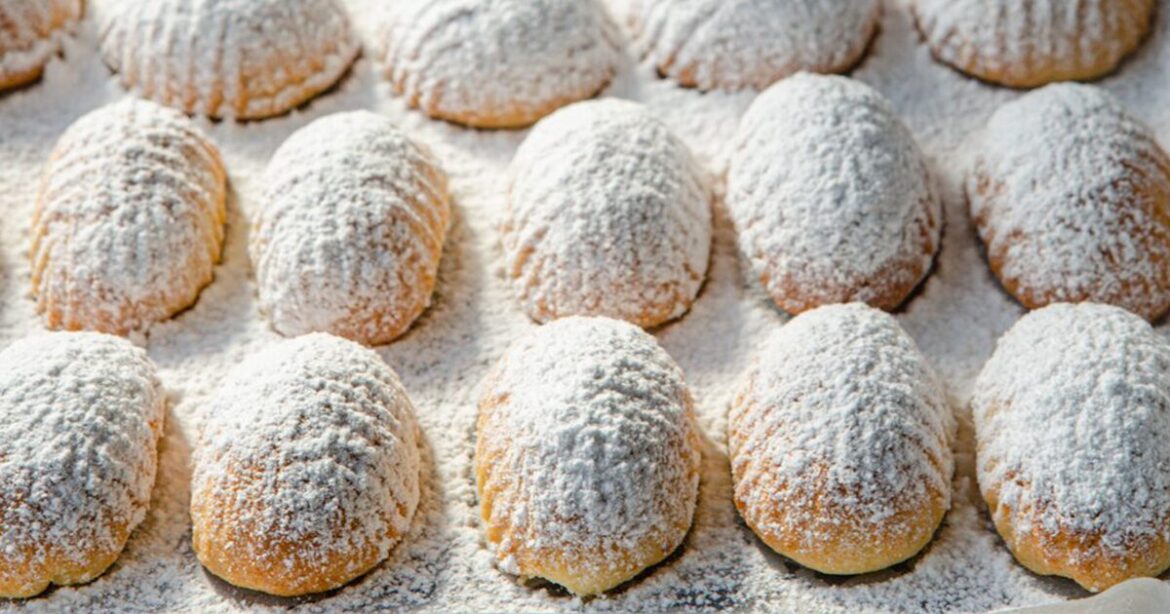 ma'moul baked goods