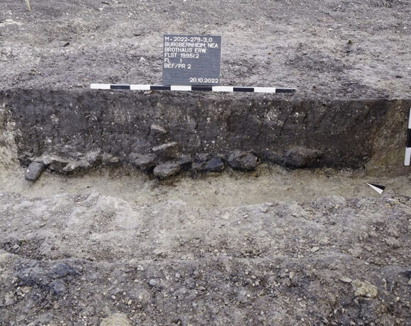 Archaeologists have uncovered 2800-year-old cooking pits