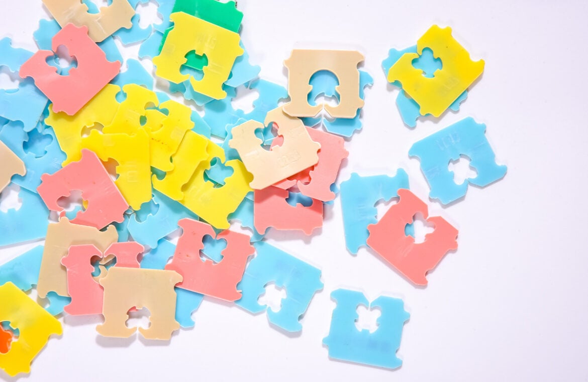 The NSW government has announced the next stage of its plastics ban, which will include bread tags