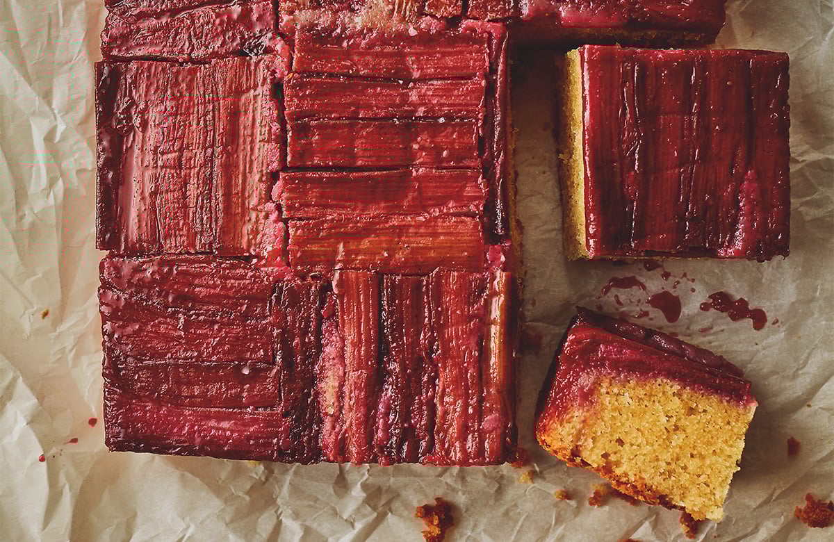 Rhubarb, Vanilla and Almond Tesselated Cake