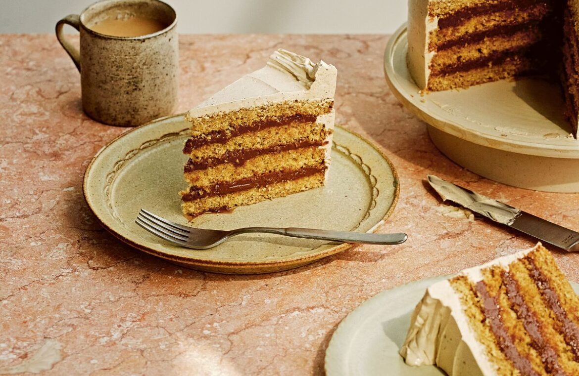 S'mores Cake by Edd Kimber
