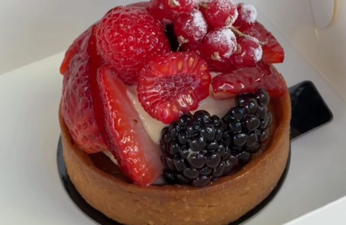 Elpise & Lou opened its doors recently in Brisbane. It will see a mix of French classic and new twists on the shelves